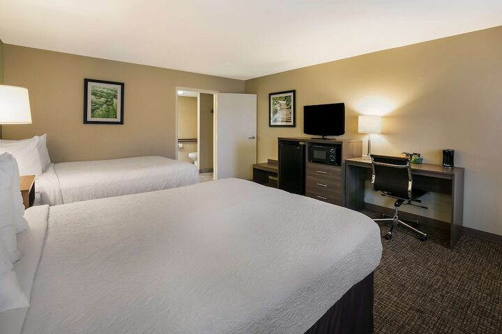 Room 18 of 26