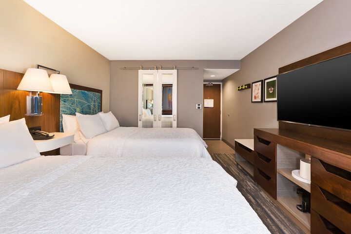 Room 16 of 43