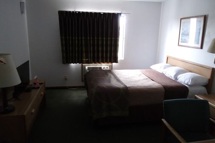 Room 20 of 25