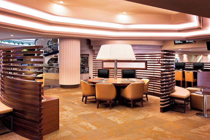 Sheraton Greensboro at Four Seasons