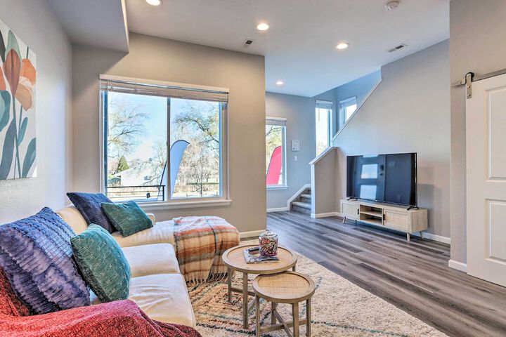 Cozy Abode w / Patio 7 Mi to Dtwn Denver