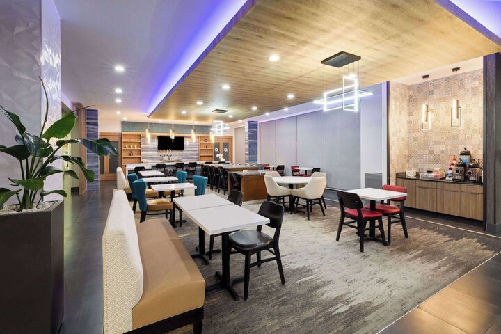 Hotel Interior 14 of 45