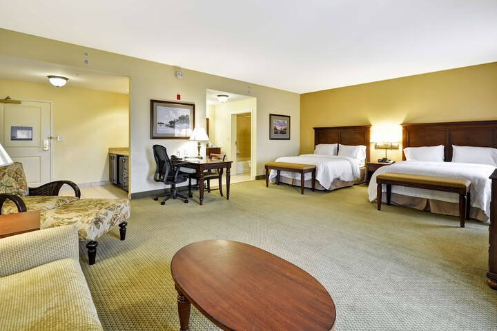 Room 13 of 40