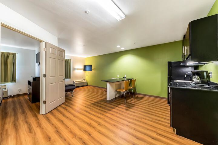 Room 31 of 46