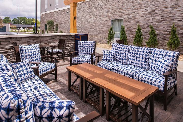 Terrace/Patio 59 of 61