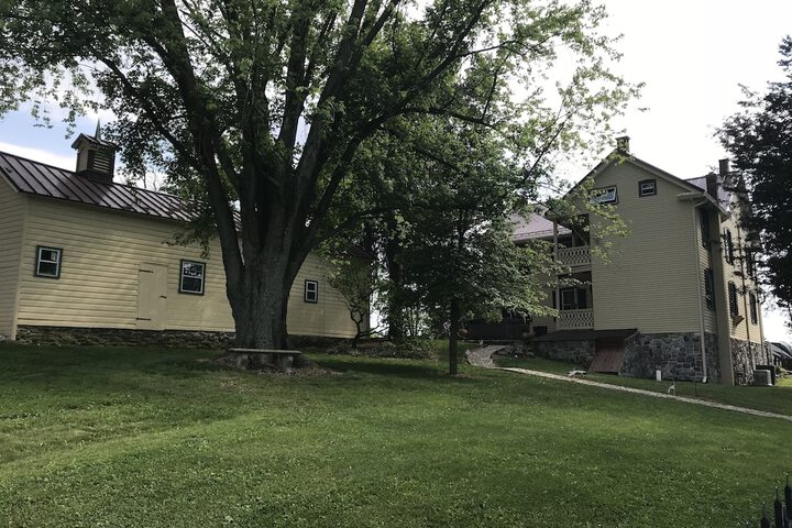 Carriage Stop Bed & Breakfast