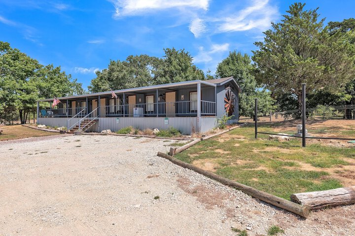 Bohemian Rhapsody - 1 Bedroom Hotel Room by The Lodges at Fossil Creek