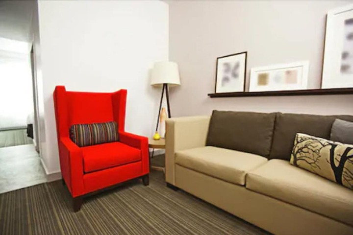 Room 8 of 23