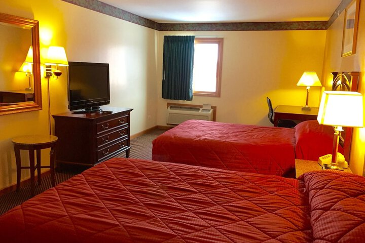 Room 13 of 16