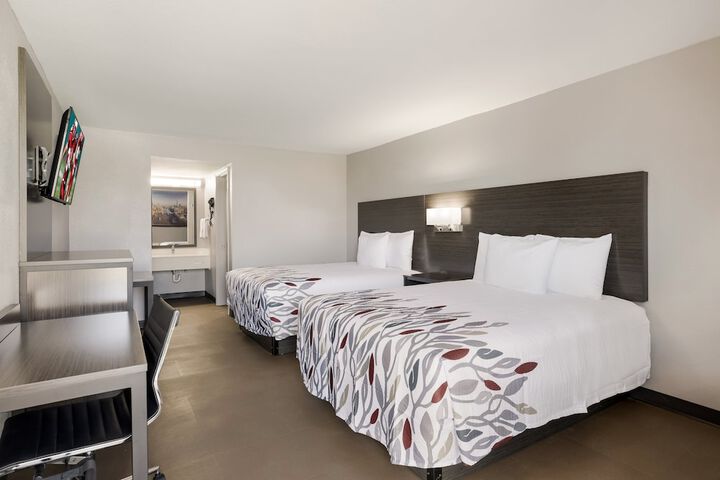 Room 21 of 36