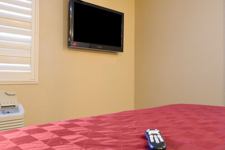 Room 22 of 35