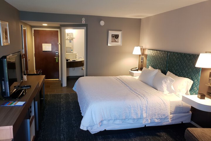 Room 37 of 169