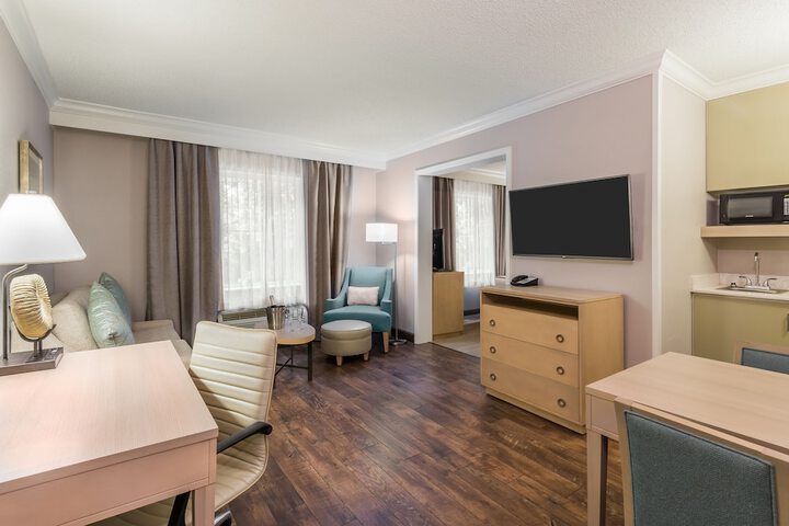Room 9 of 23