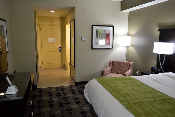 Best Western Plus University Inn