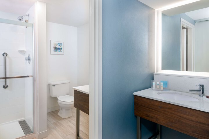 Room 12 of 29