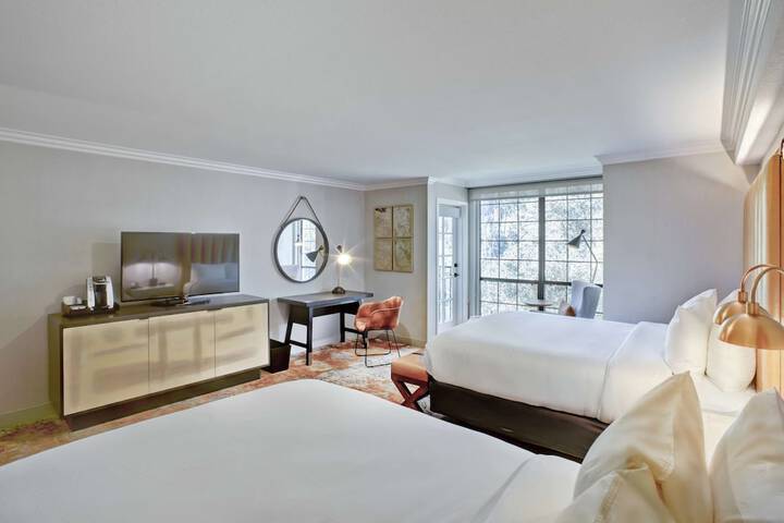 Room 41 of 84