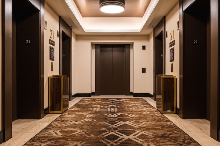 Hotel 11 of 129