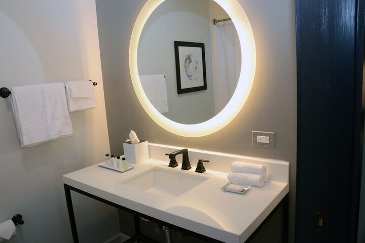 Room 7 of 35