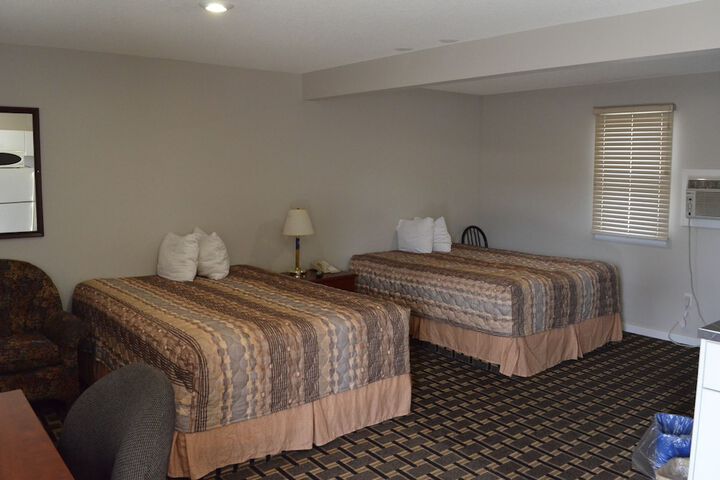 Room 17 of 36