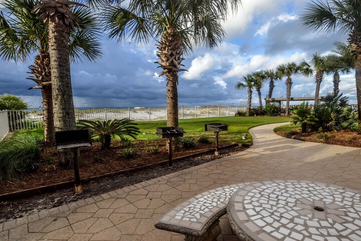 Terrace/Patio 51 of 51