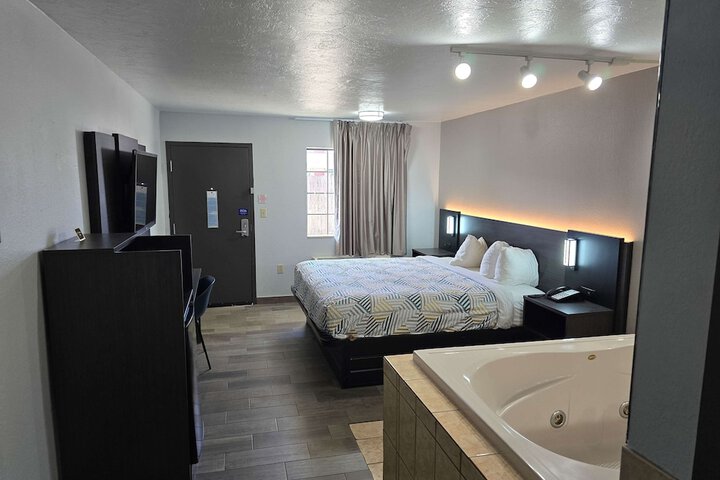 Room 20 of 25
