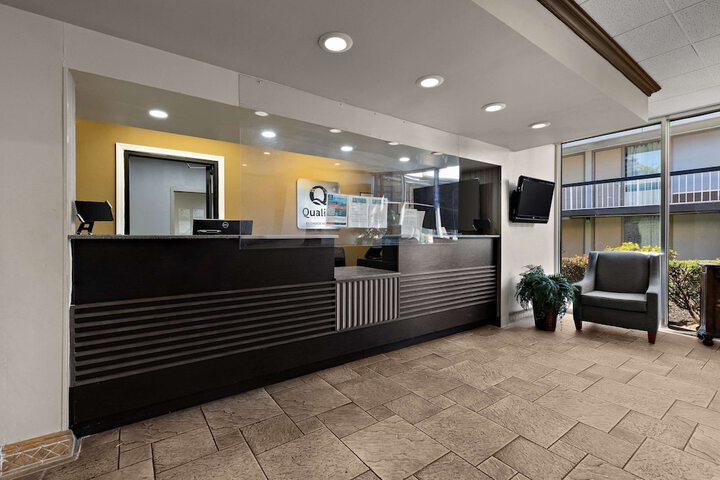 Quality Inn Wayne - Fairfield Area