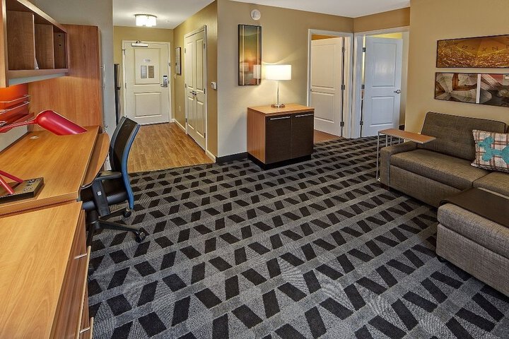 Room 18 of 26