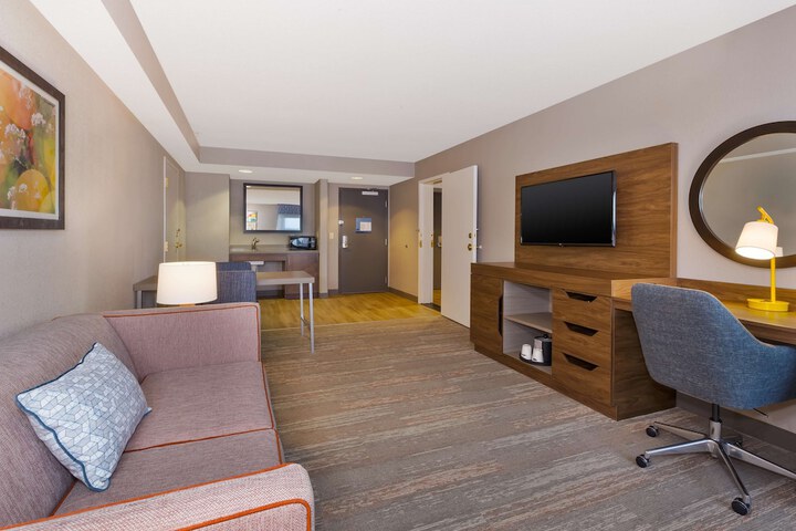 Room 21 of 24