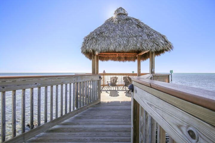 Sundeck 47 of 56