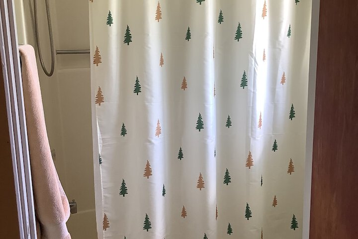 Room 101 of 200