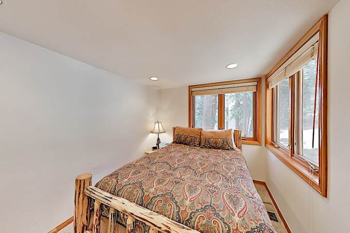 Room 4 of 23
