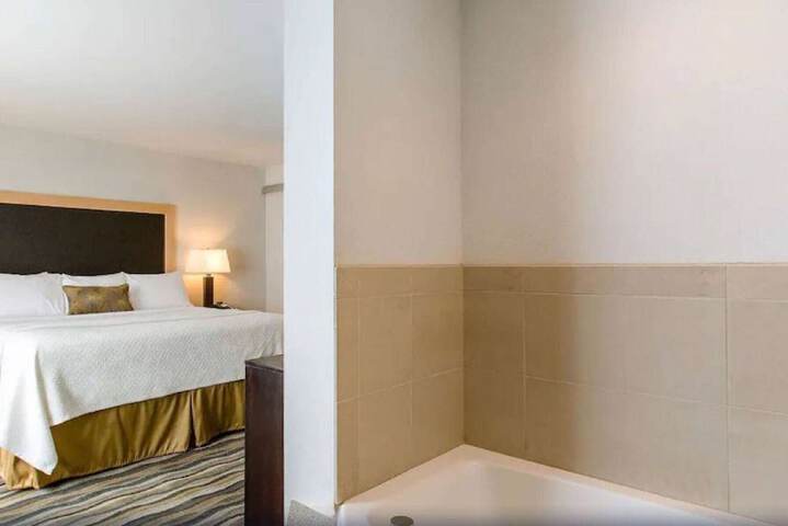 Wyndham Avon