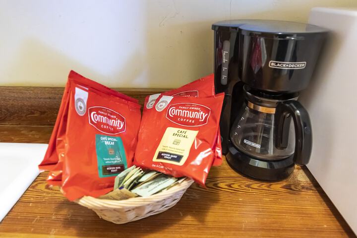 Hibiscus Coffee & Guesthouse