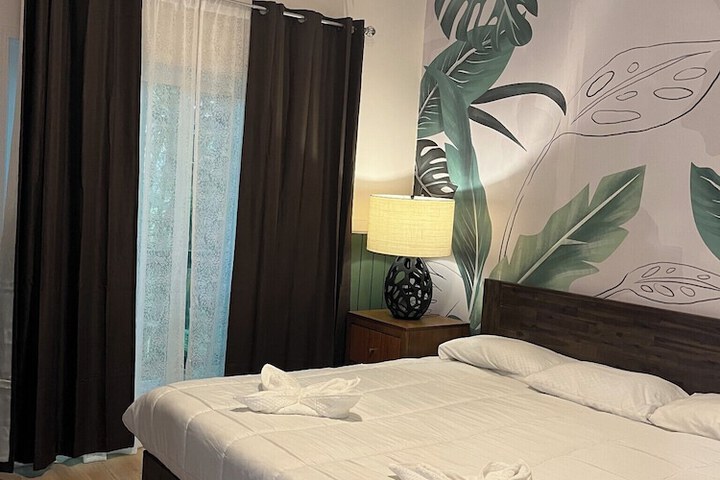 Wild Ginger Hotel