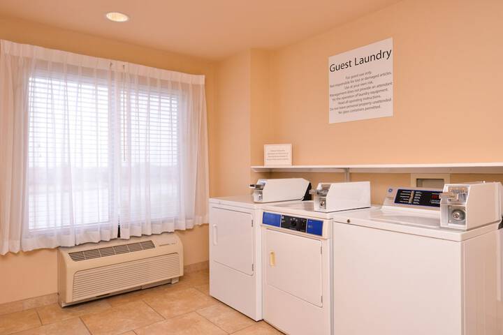 Holiday Inn Express & Suites Wichita Falls by IHG