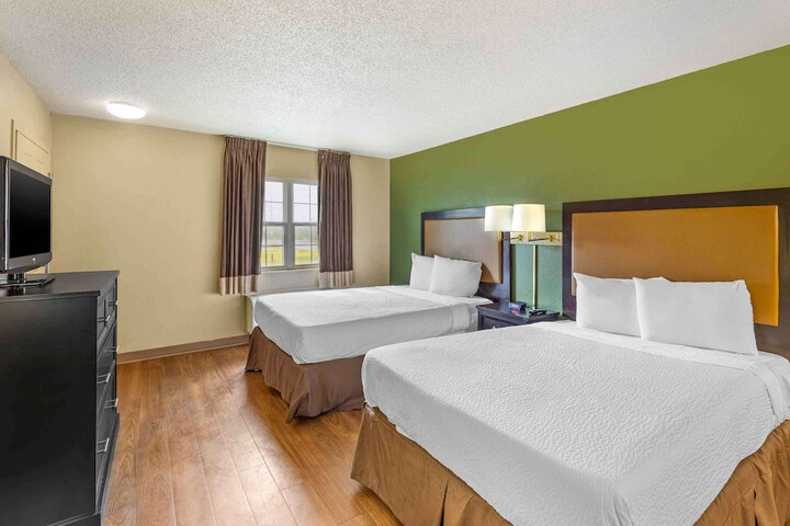 Room 20 of 33