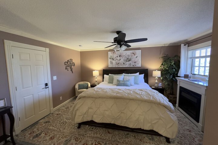 Room 5 of 36