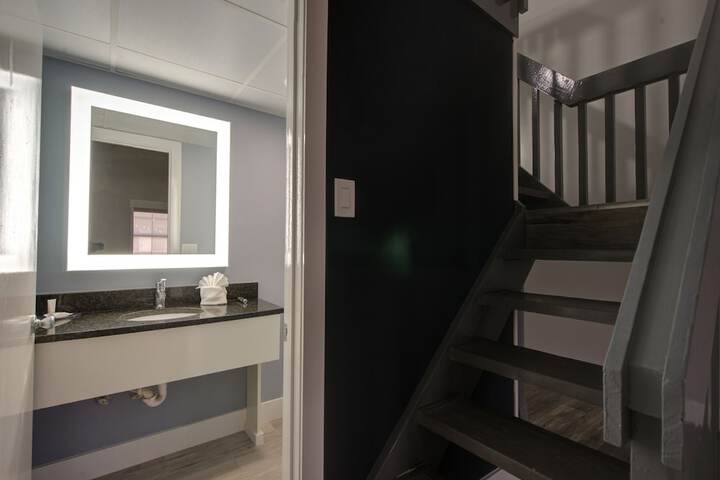 Room 29 of 68