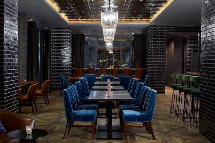 Dining 74 of 106