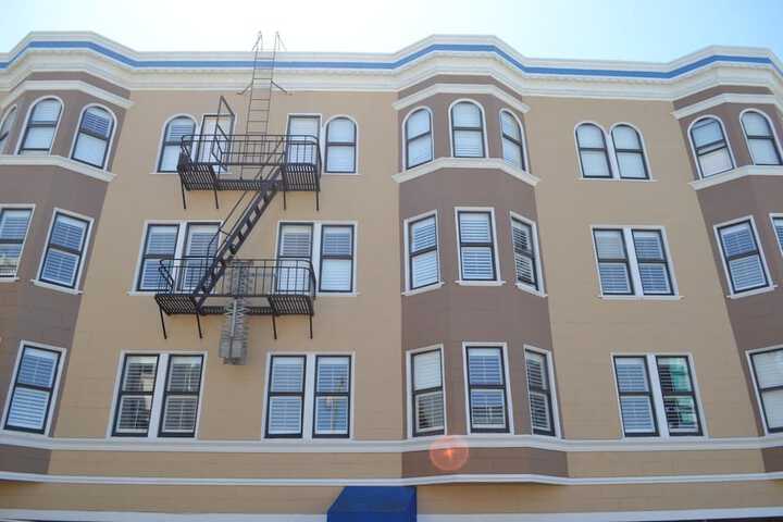Hotel 2 of 34