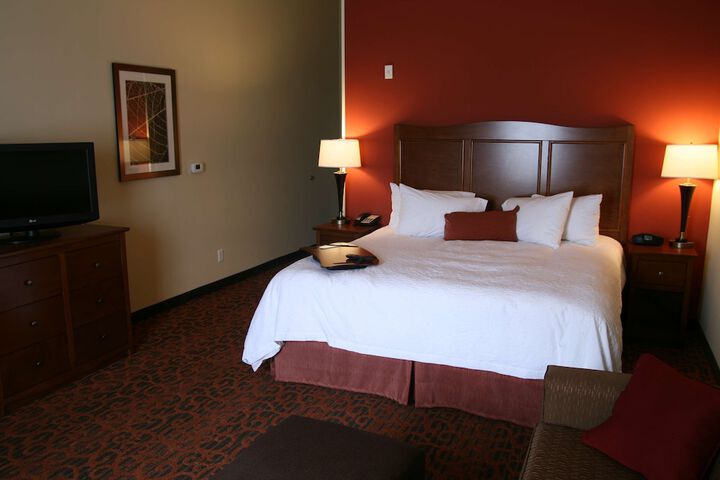 Room 11 of 15