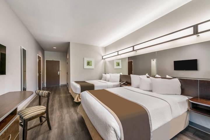 Microtel Inn & Suites by Wyndham Pearl River / Slidell
