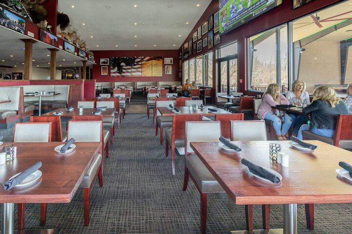 Dining 102 of 148