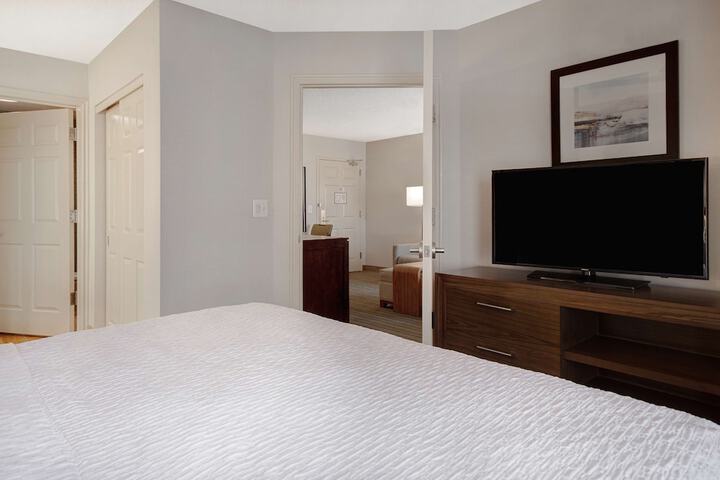 Room 46 of 71