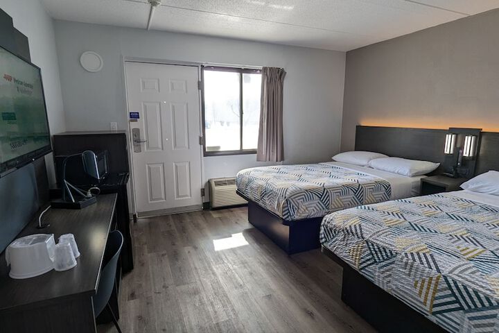 Room 13 of 17