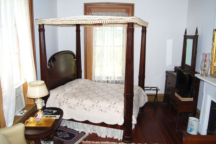 Room 10 of 47