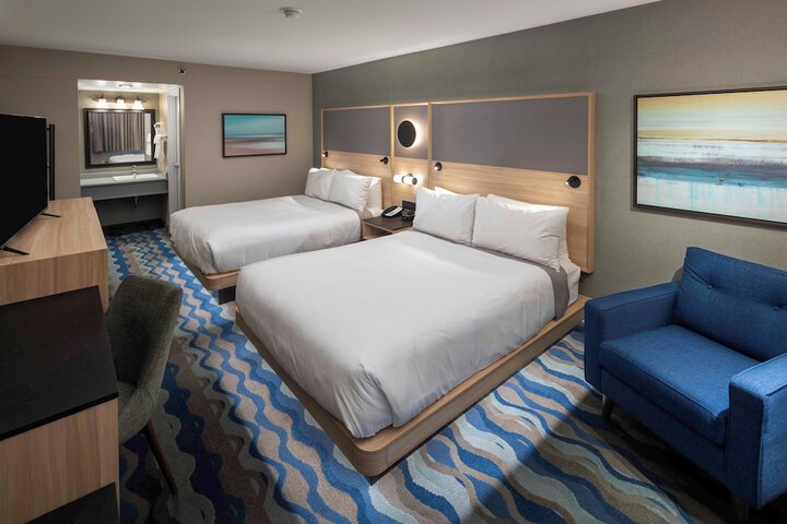 Room 40 of 60