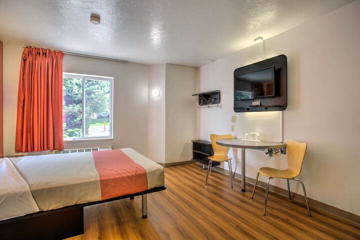 Motel 6 Bozeman MT
