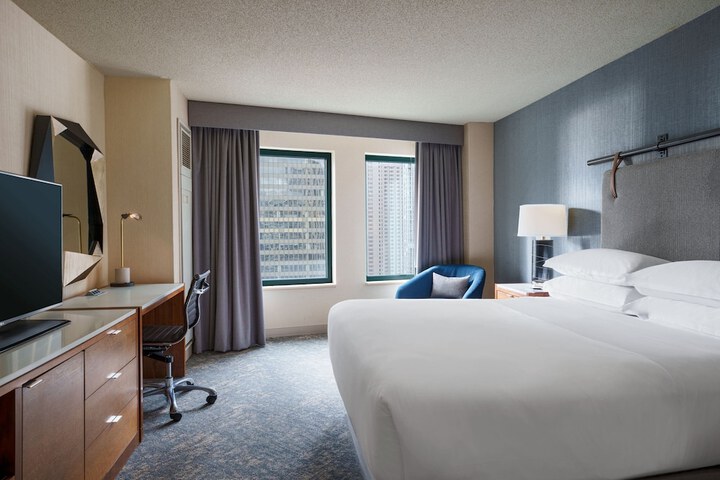 Sheraton Grand Chicago Riverwalk