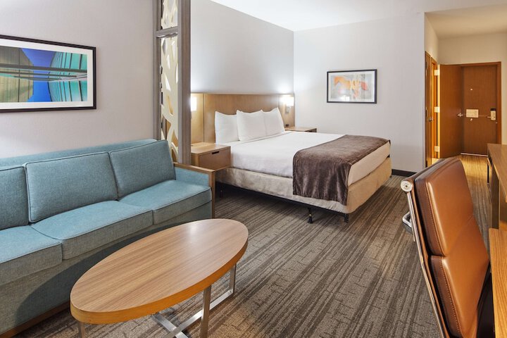 Room 19 of 25